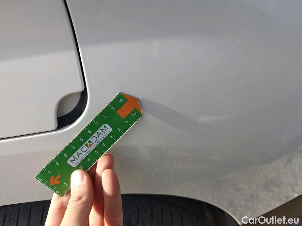  Opel  Combo OPEL  Life / 2018 / 5P / combi 1.5 TD 75kW (100CV) S/S Edition L (IND) #94