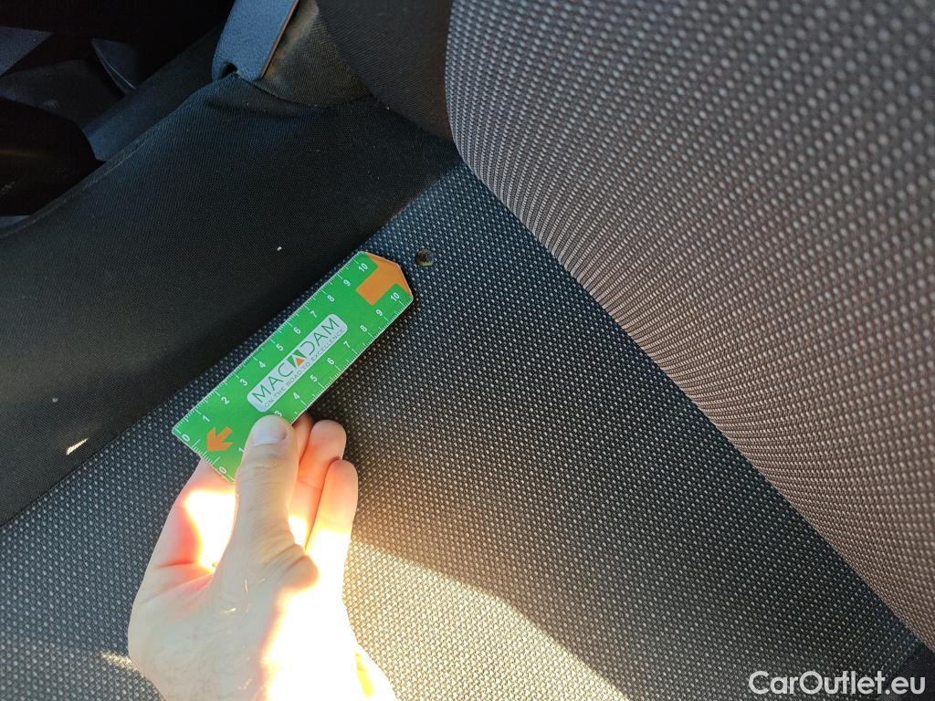  Peugeot  Partner PEUGEOT  / 2018 / 3P / furgón derivado de turismo Pro Standard 600kg BlueHDi 73kW (AC) #28