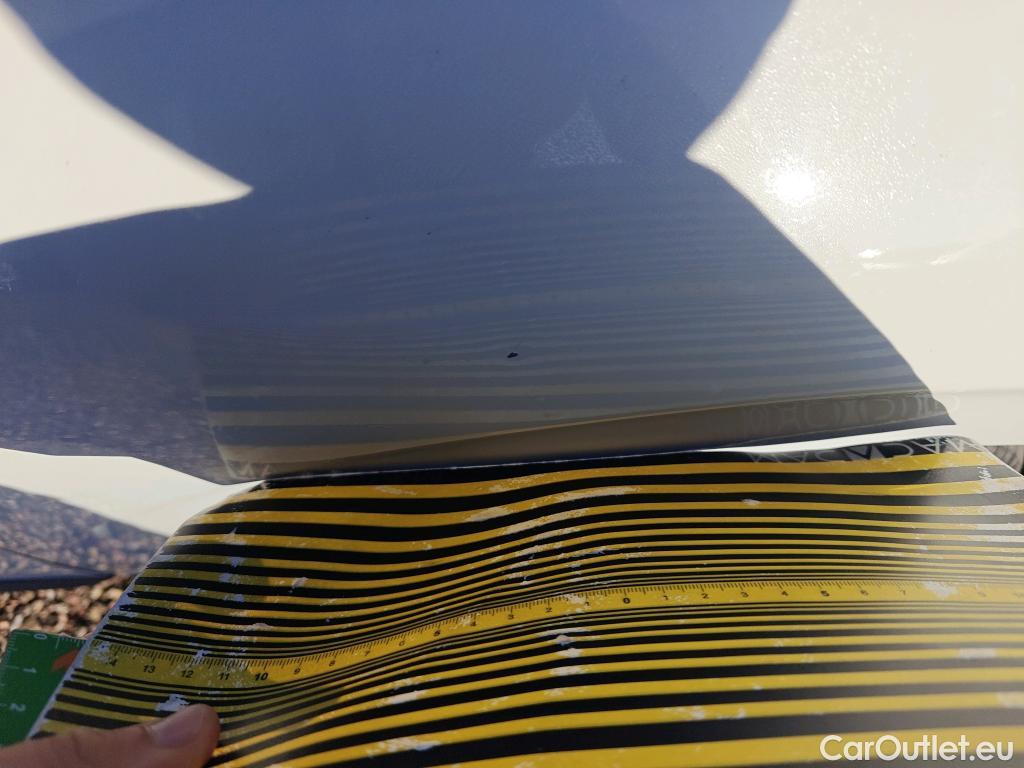  Hyundai   Ioniq HYUNDAI / 2016 / 5P / berlina con portón 1.6 GDI HEV Tecno DCT (AC) #39