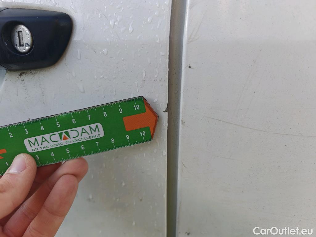  Peugeot  Partner PEUGEOT  / 2018 / 3P / furgón derivado de turismo Pro Standard 600kg BlueHDi 73kW (AC) #17