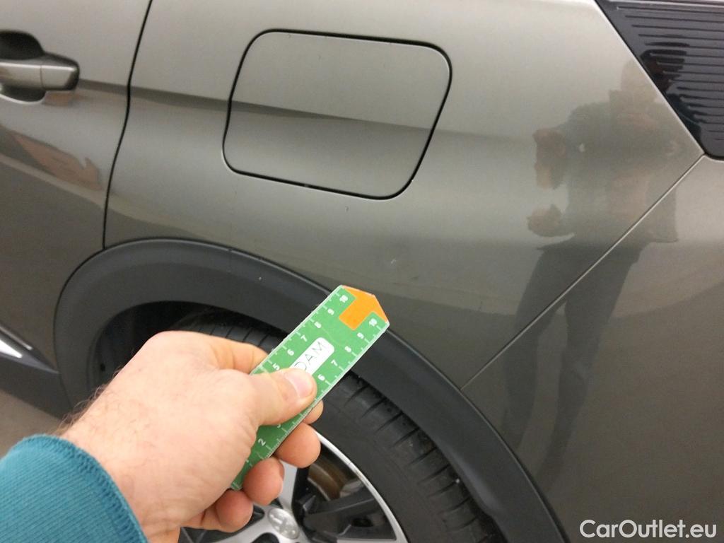  Peugeot  3008 PEUGEOT  Hybrid / 2016 / 5P / todoterreno 225 e-EAT8 Allure #10