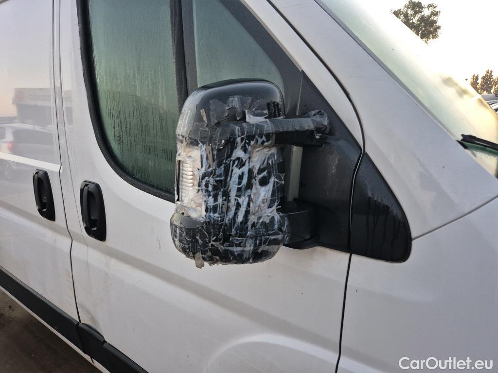  Peugeot  Boxer PEUGEOT  / 2014 / 4P / furgón 333 L2 H1 BHDI 103kW (140CV) S&S 6 V. M (AC) #1