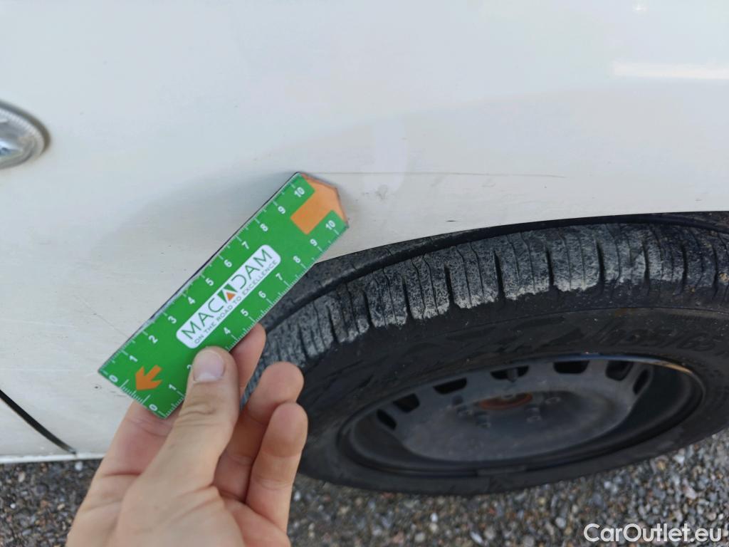  Peugeot  Partner PEUGEOT  / 2018 / 3P / furgón derivado de turismo Pro Standard 600kg BlueHDi 73kW (AC) #70