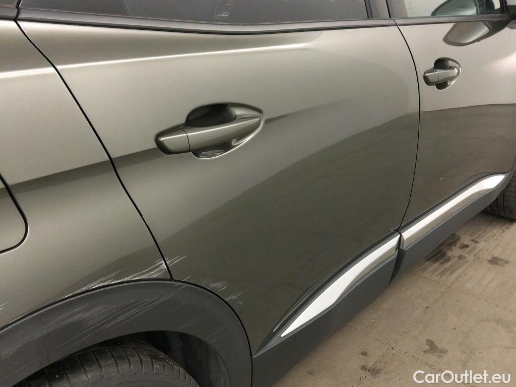  Peugeot  3008 PEUGEOT  Hybrid / 2016 / 5P / todoterreno 225 e-EAT8 Allure #13