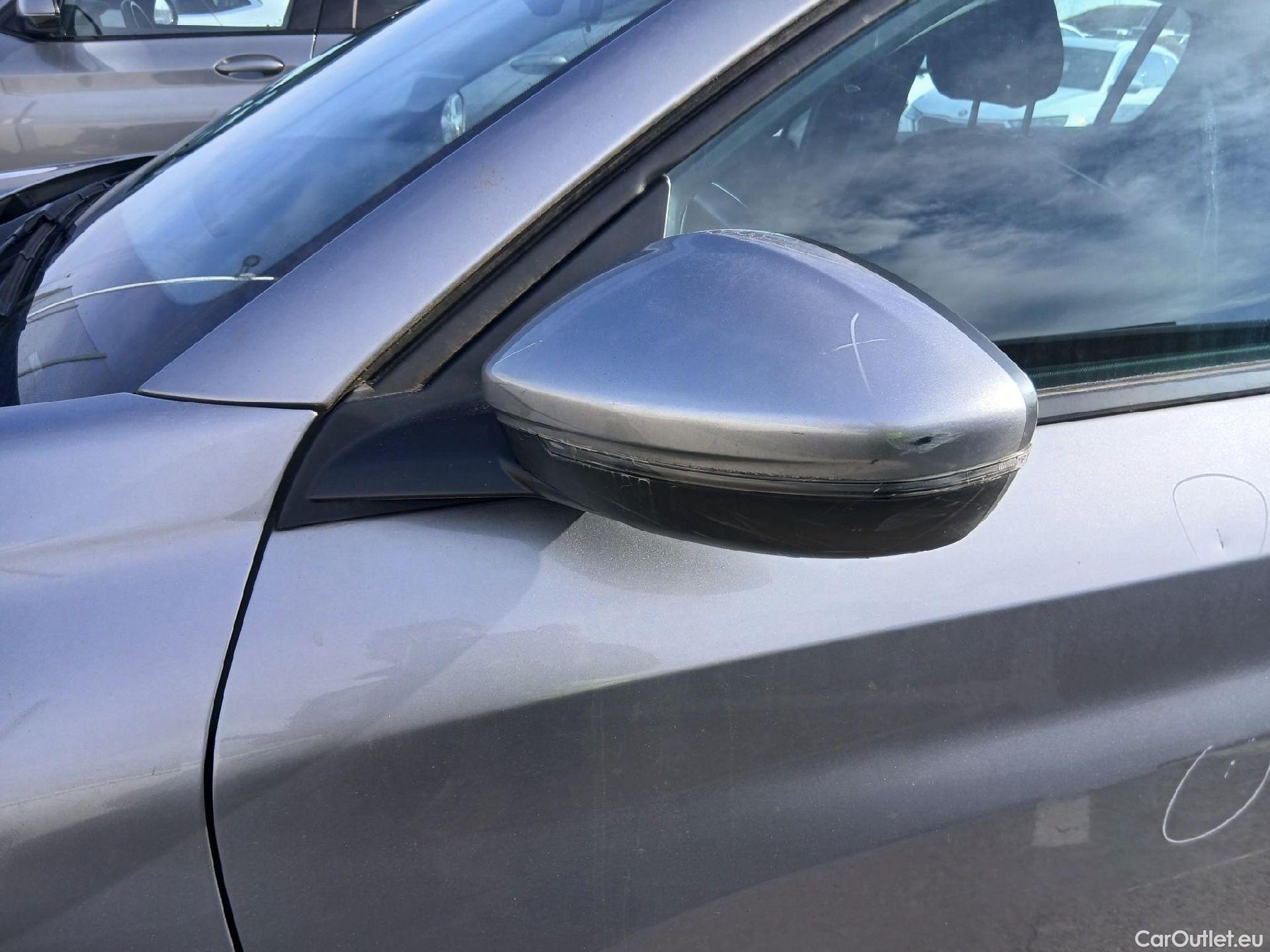  Peugeot  208 PEUGEOT  / 2019 / 5P / berlina con portón PureTech 73kW (100CV) Active Pack #12