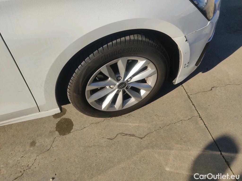  Audi  A3 AUDI  / 2020 / 5P / berlina con portón Sportback 30 TFSI 81kW (110CV) S tronic #17