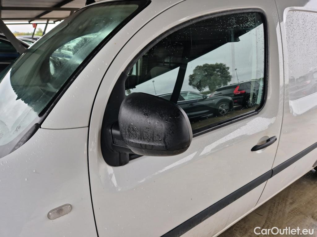  Nissan  NV200 NISSAN NV250 / 2019 / 4P / furgón 2pl 1.5dCi 70 kW (95CV) L2H1 ÓPTIMA #50