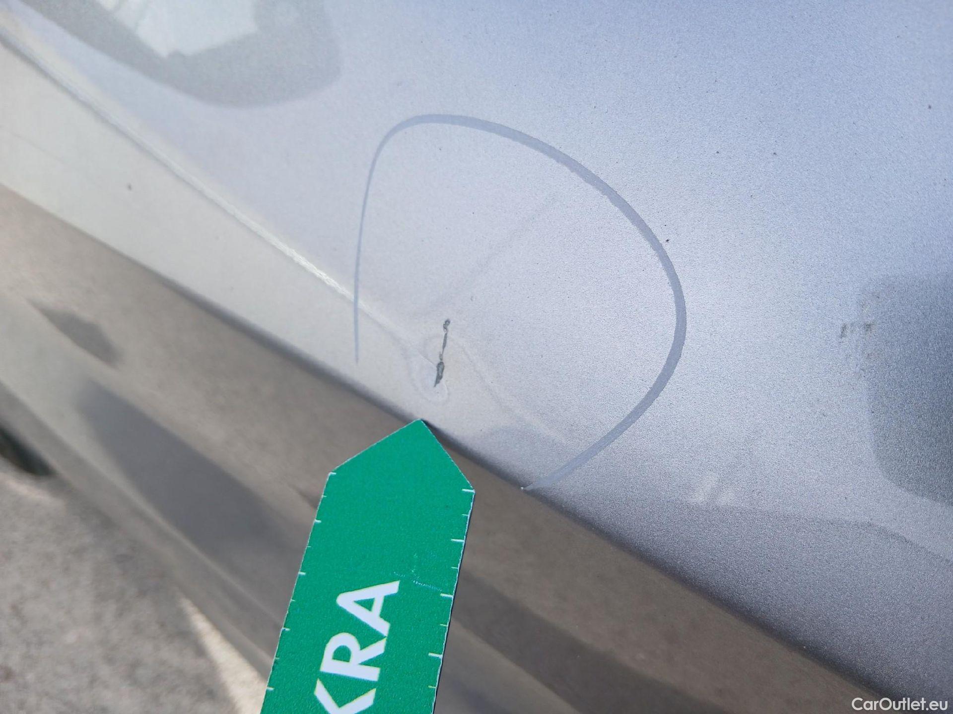  Peugeot  208 PEUGEOT  / 2019 / 5P / berlina con portón PureTech 73kW (100CV) Active Pack #17