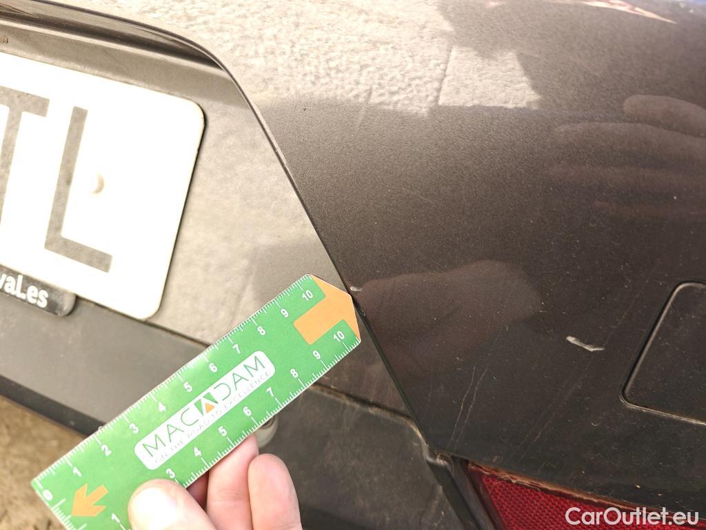  Peugeot  508 PEUGEOT  / 2018 / 5P / berlina con portón 5P Business Line BlueHDi 130 EAT8 (AC) #30