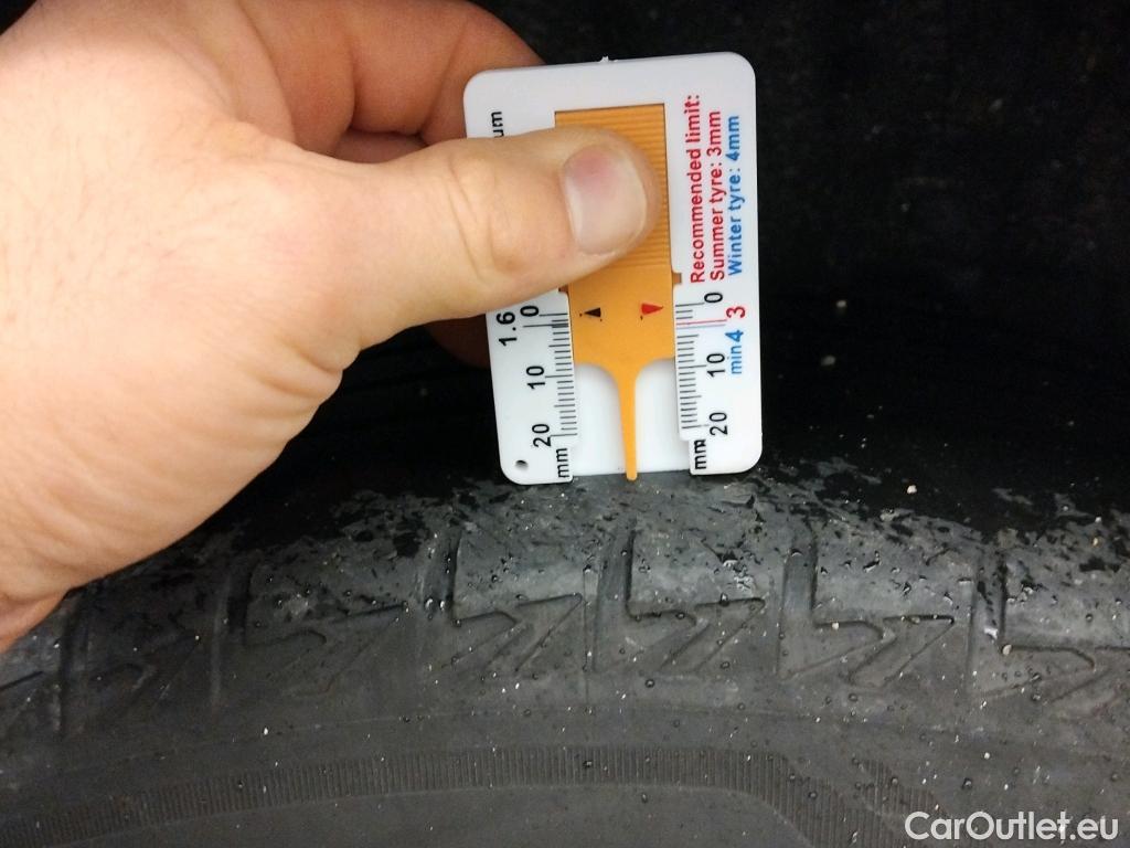  Nissan  Qashqai NISSAN  / 2021 / 5P / todoterreno DIG-T 103kW N-Connecta #2