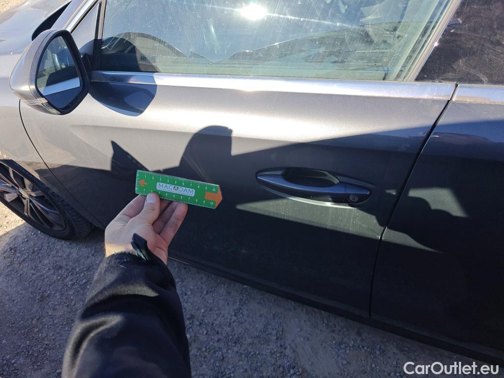  Peugeot  508 PEUGEOT  / 2018 / 5P / berlina con portón 5P Business Line BlueHDi 130 EAT8 (AC) #9