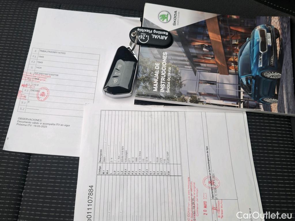  Skoda  Octavia SKODA  / 2020 / 5P / berlina con portón 2.0 TDI 110kW (150CV) Manual Ambition #1