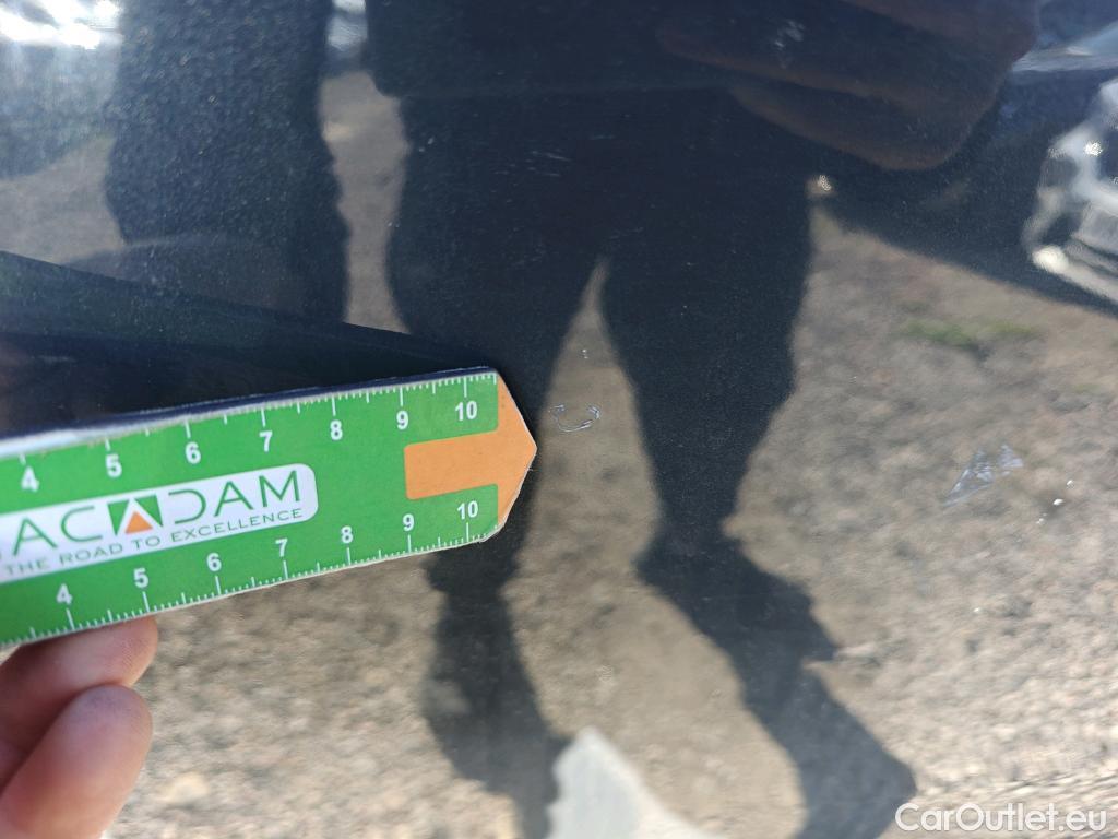  KIA  Sportage KIA  1.6MHEV Drive 100kW(136CV) 4x2(Crist Tintados) #20