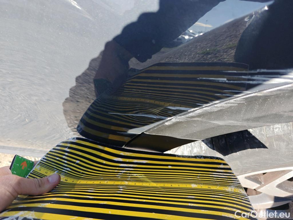  KIA  Sportage KIA  1.6MHEV Drive 100kW(136CV) 4x2(Crist Tintados) #5