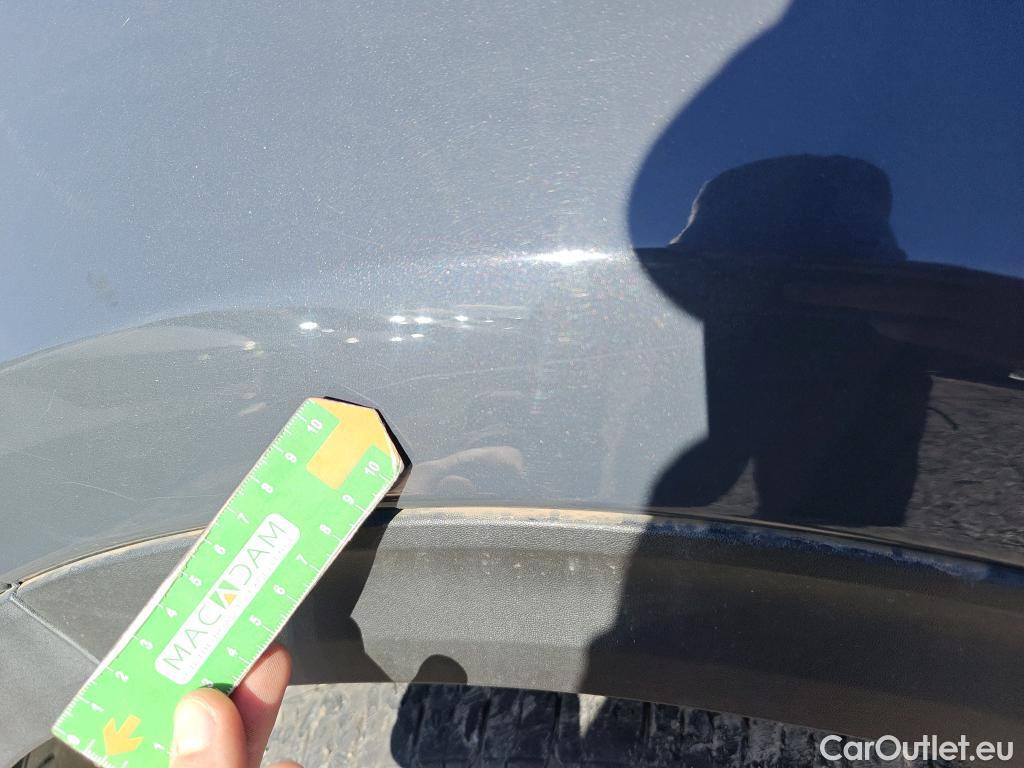  KIA  Sportage KIA  1.6MHEV Drive 100kW(136CV) 4x2(Crist Tintados) #8