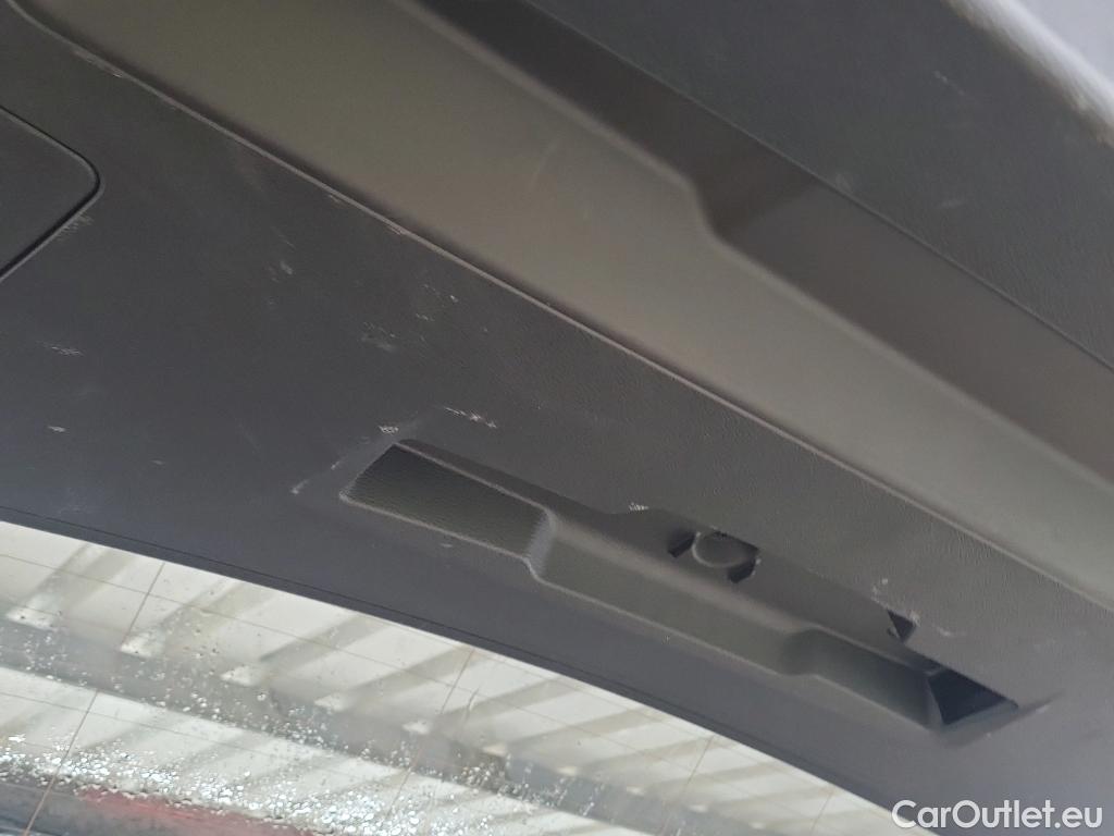  Bmw  X1 BMW  / 2019 / 5P / todoterreno sDrive18d #3