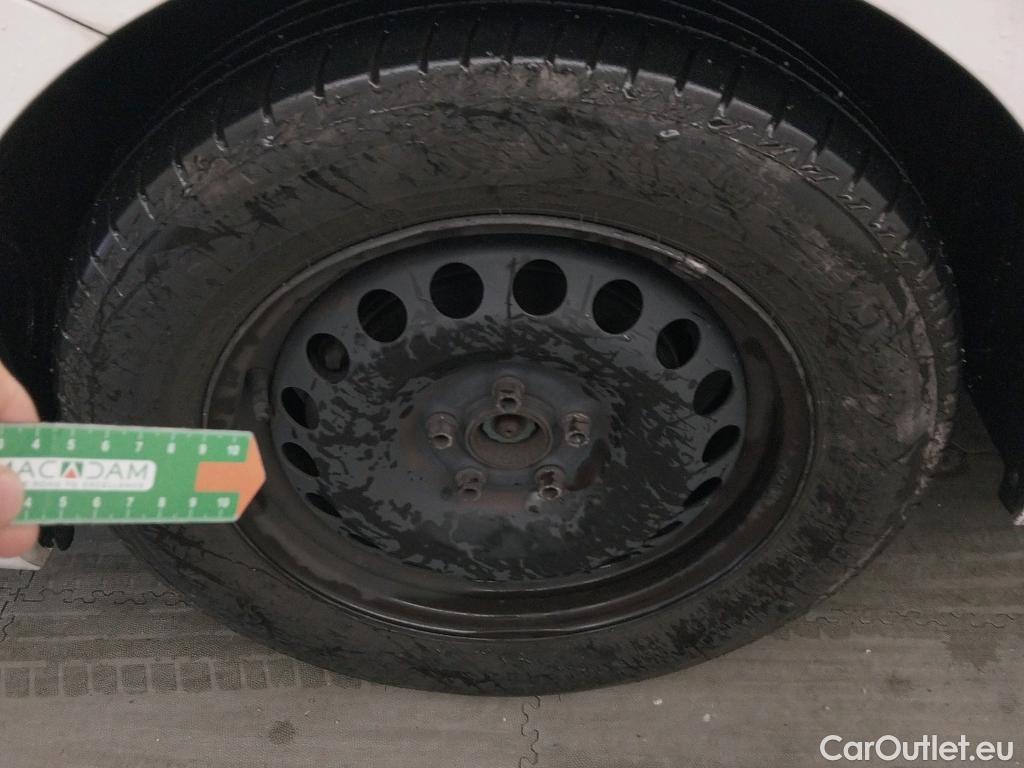  Volkswagen  Polo VOLKSWAGEN  / 2021 / 5P / berlina con portón  1.0 TSI 70kW (95CV) #36