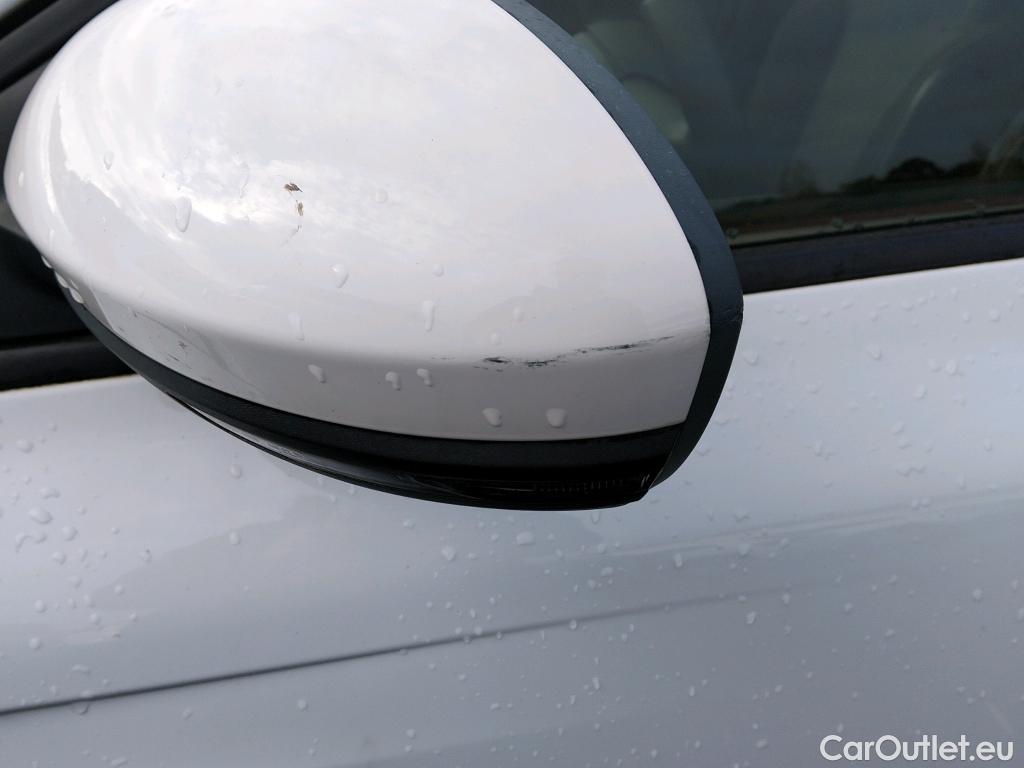  Renault  Megane RENAULT Mégane / 2015 / 5P / berlina con portón Life Blue dCi 70kW (95CV) #31