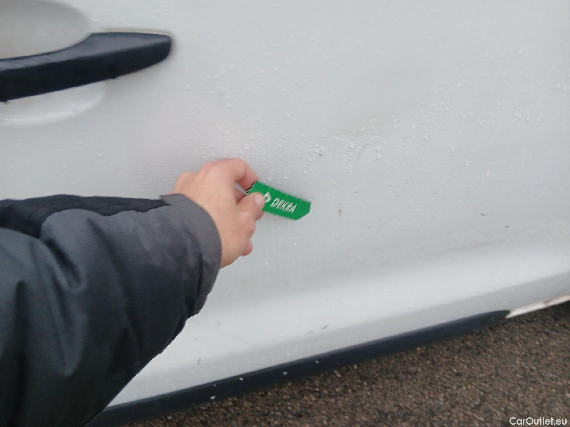  Citroen  Jumpy CITROEN  / 2016 / 4P / furgón Talla M BlueHDi 120 S&S 6v Club (CA) #23