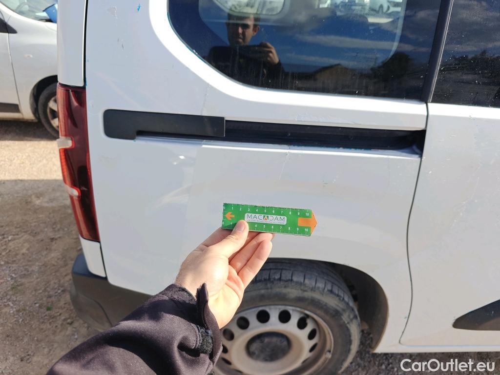  Citroen  Berlingo CITROEN  / 2018 / 4P / monovolumen compacto Talla M BlueHDi 100 S&S LIVE #5