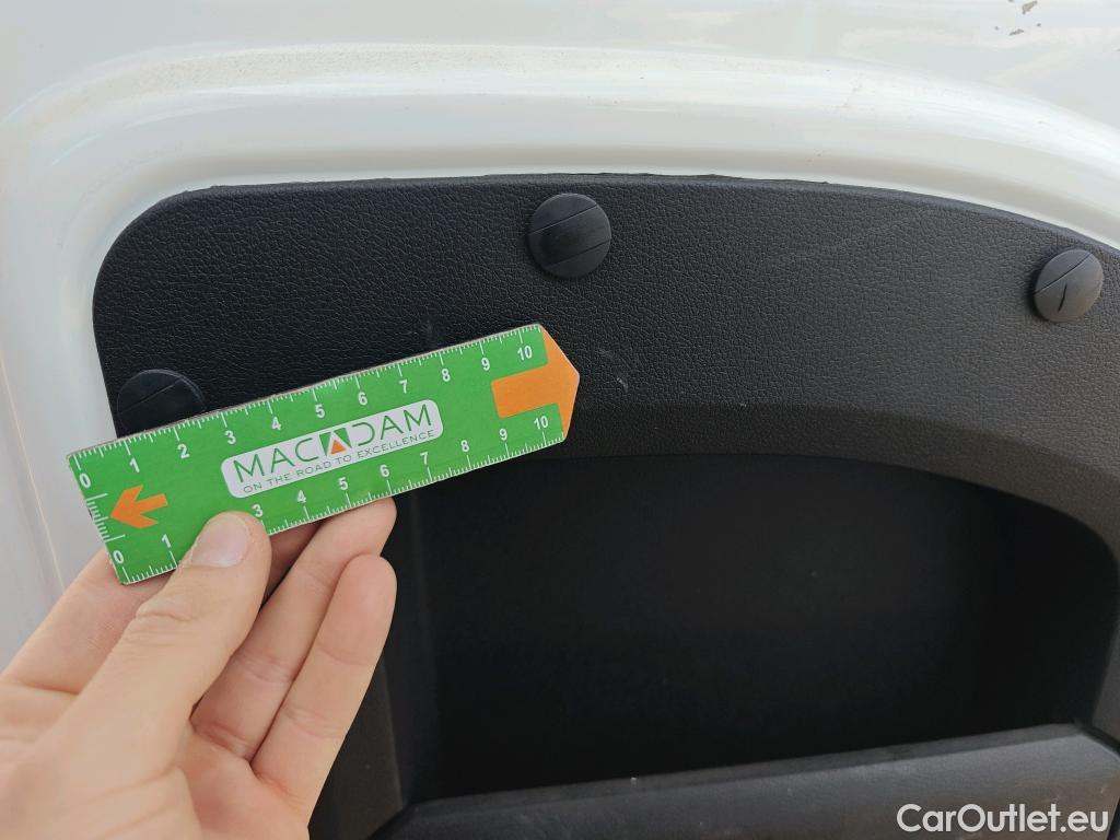  Citroen  Berlingo CITROEN  / 2018 / 4P / monovolumen compacto Talla M BlueHDi 100 S&S LIVE #97