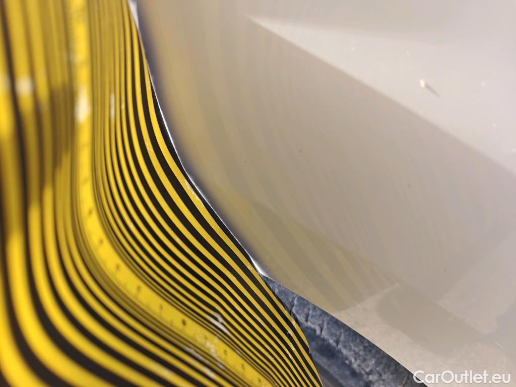  Citroen  Berlingo CITROEN  / 2018 / 4P / monovolumen compacto Talla M BlueHDi 100 S&S LIVE #88