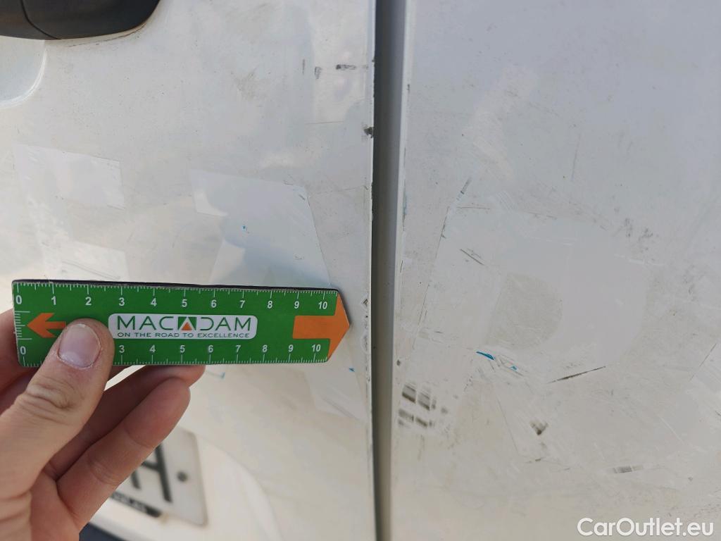  Citroen  Berlingo CITROEN  / 2018 / 4P / monovolumen compacto Talla M BlueHDi 100 S&S LIVE #22