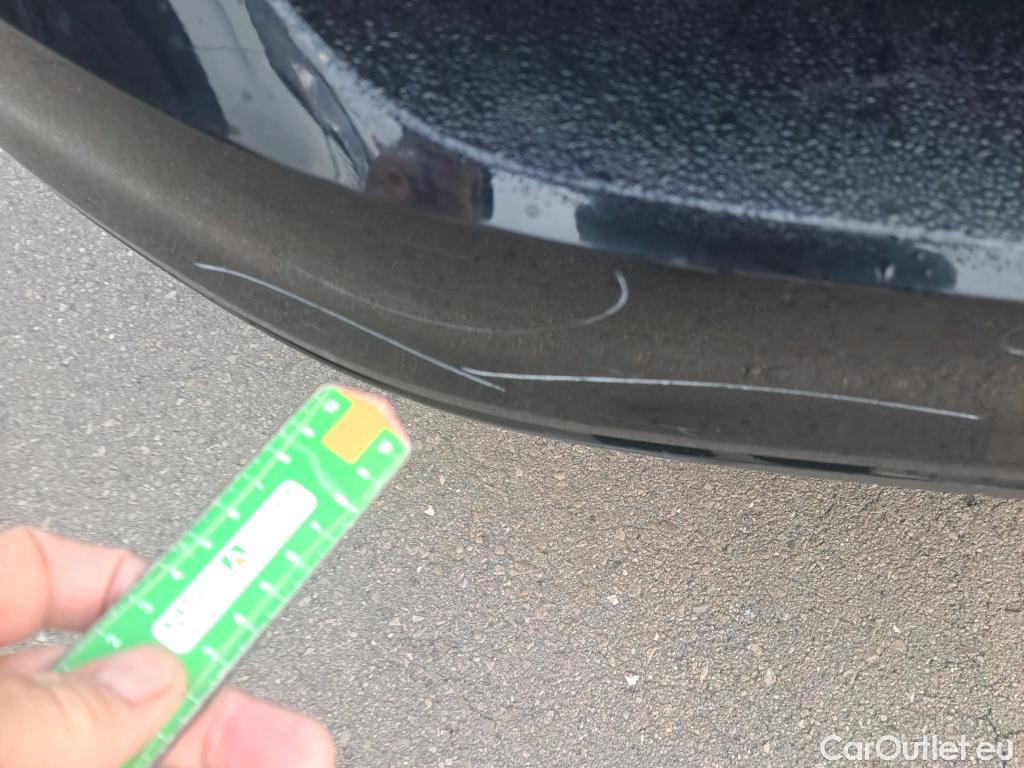  Volkswagen  Passat VOLKSWAGEN  / 2019 / 5P / familiar Variant Business 2.0 TDI 110kW #19