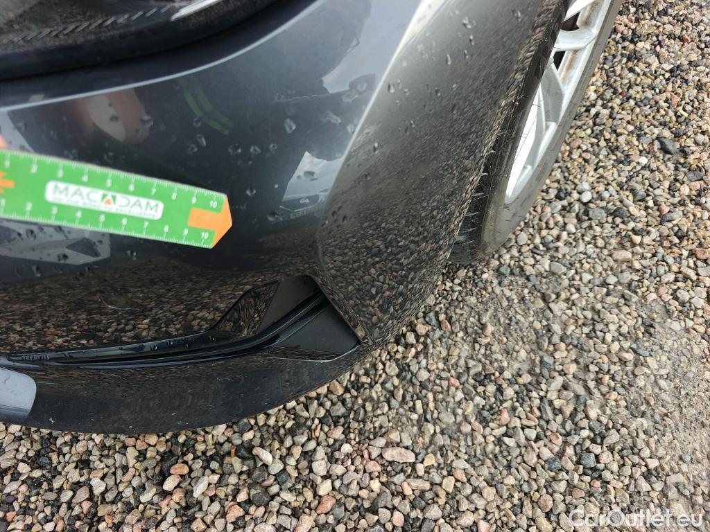  Bmw  Serie 3 BMW  / 2018 / 4P / sedán 318d Auto. #9