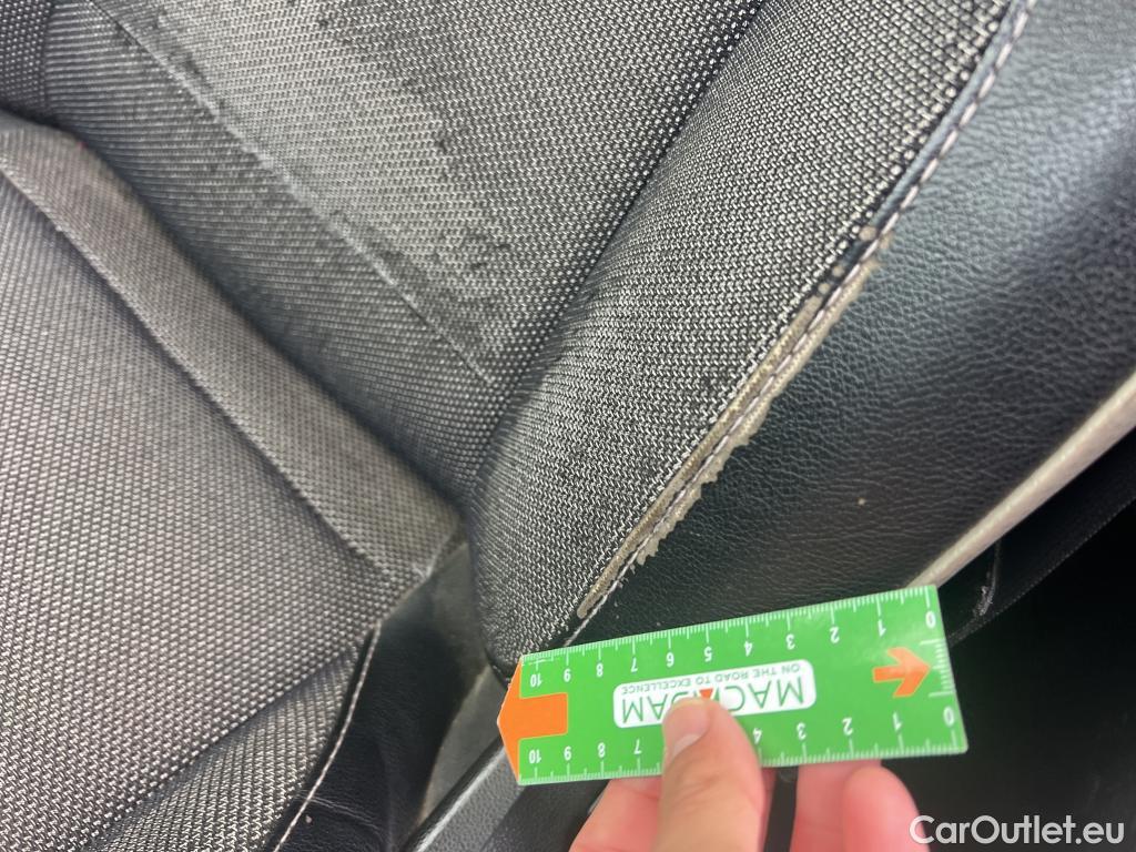  Renault  Captur RENAULT  / 2020 / 5P / todoterreno Zen E-TECH Híbrido enchufable 160cv #13