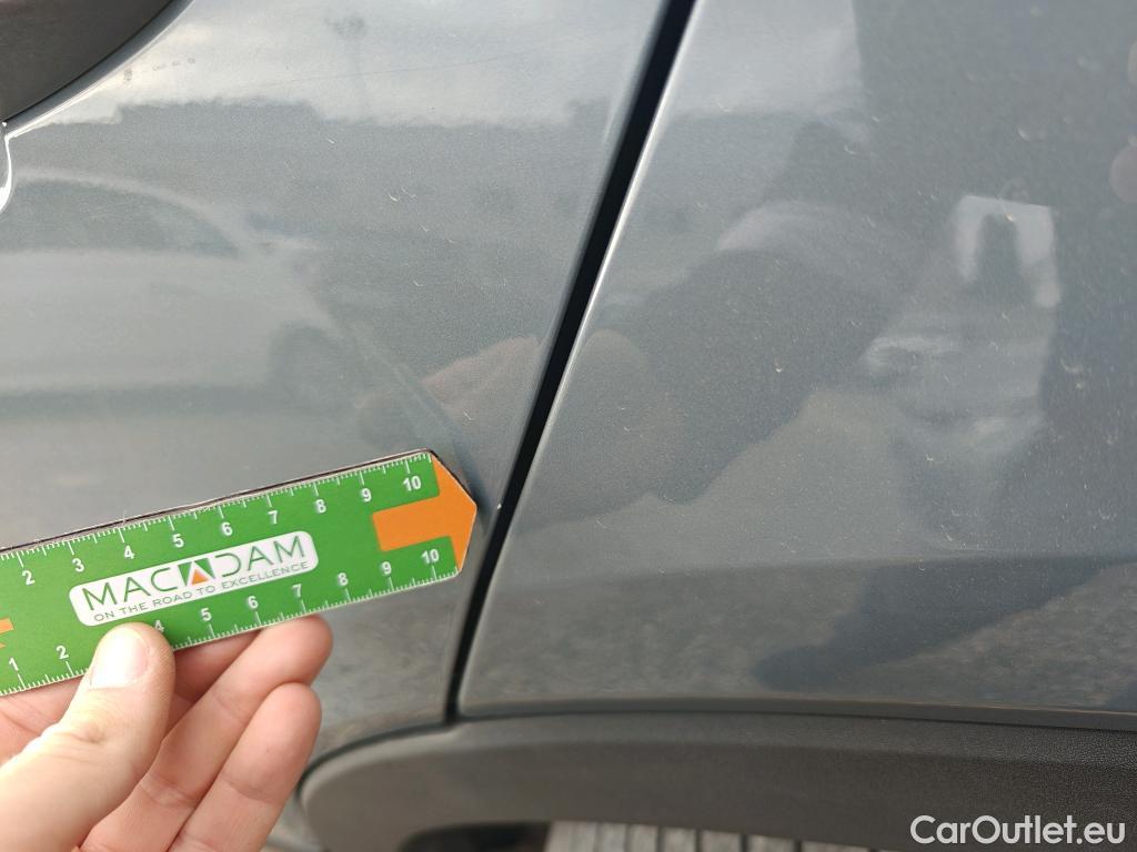  Volvo  XC 40 VOLVO XC40 / 2017 / 5P / todoterreno 2.0 D4 AWD R-Design Auto #34