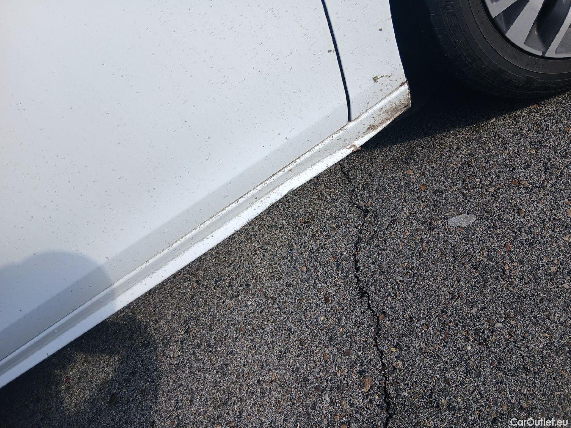  Peugeot  508 PEUGEOT  / 2018 / 5P / berlina con portón 5P Allure BlueHDi 120kW (160) S&S EAT8 #33