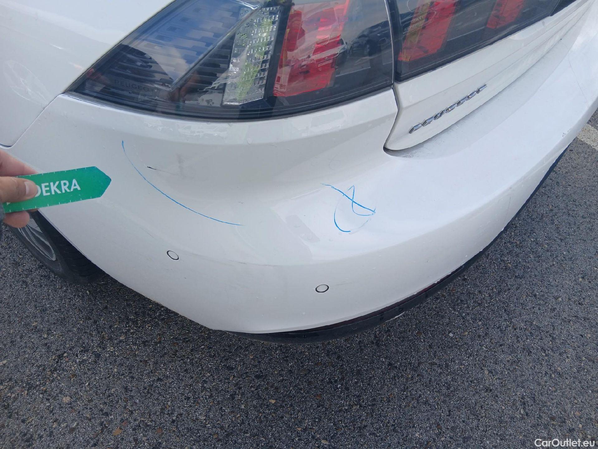  Peugeot  508 PEUGEOT  / 2018 / 5P / berlina con portón 5P Allure BlueHDi 120kW (160) S&S EAT8 #22