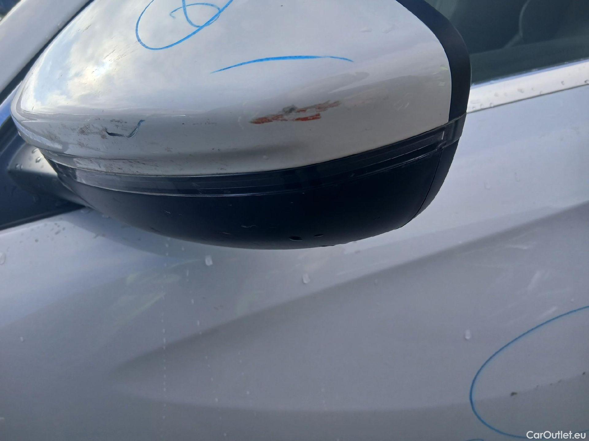  Peugeot  508 PEUGEOT  / 2018 / 5P / berlina con portón 5P Allure BlueHDi 120kW (160) S&S EAT8 #15