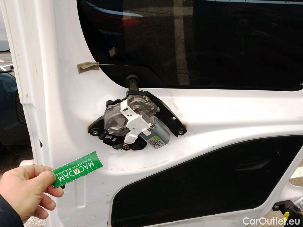  Citroen  Berlingo CITROEN  / 2018 / 5P / furgón derivado de turismo Doble Cab. Talla XL BlueHDi 100 CONTROL #28