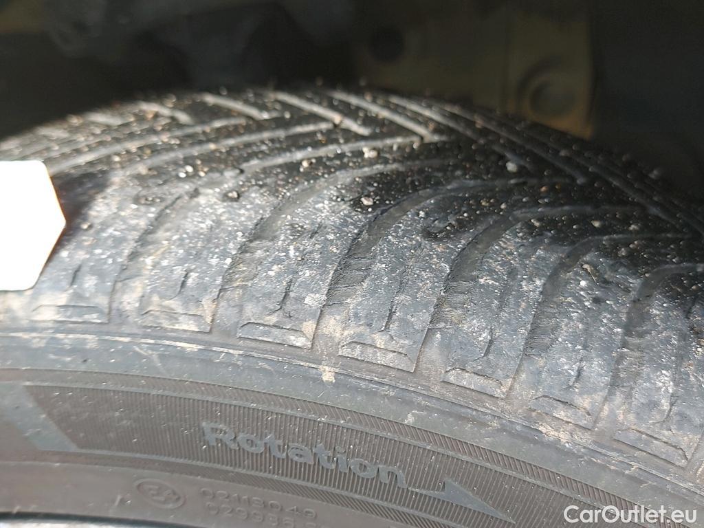  KIA  XCeed KIA  / 2019 / 5P / todoterreno 1.6 GDi PHEV 104kW (141CV) eTech #6