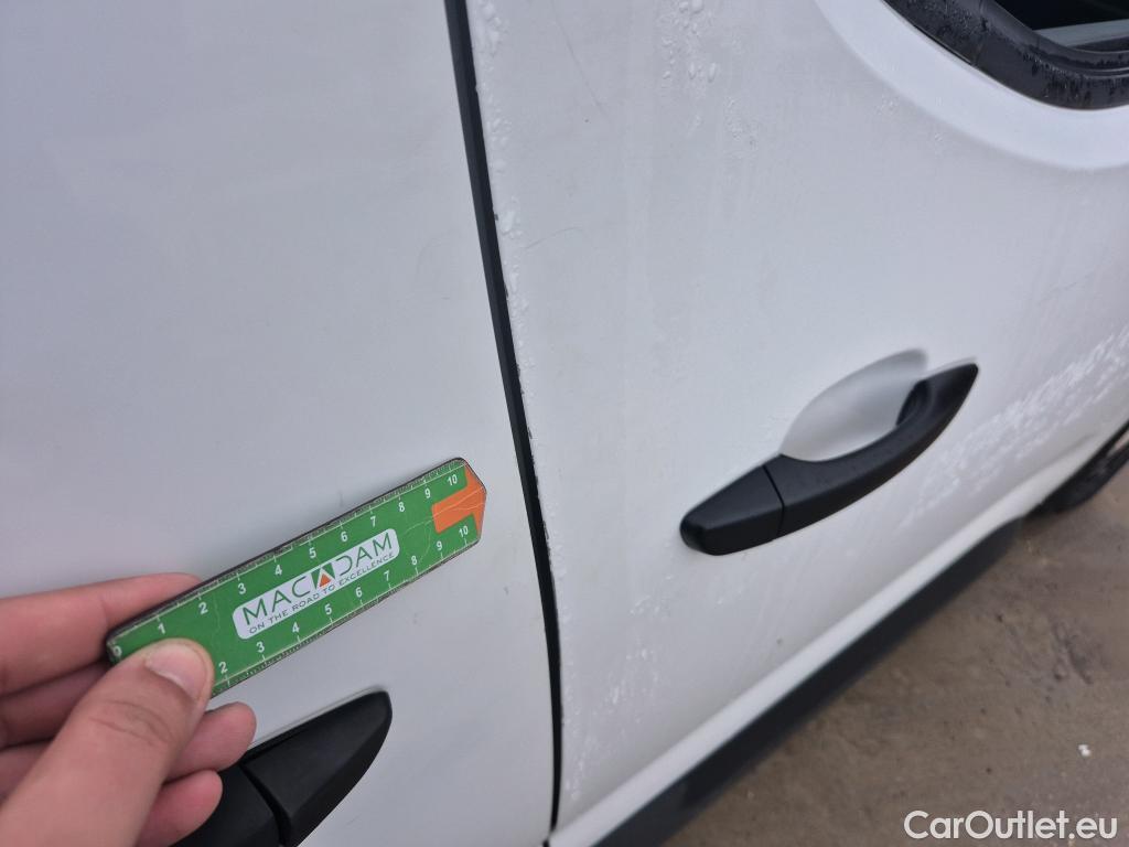  Peugeot  Partner PEUGEOT  / 2018 / 4P / furgón derivado de turismo Premium Standard 600kg BlueHDi 73kW (AC) #18