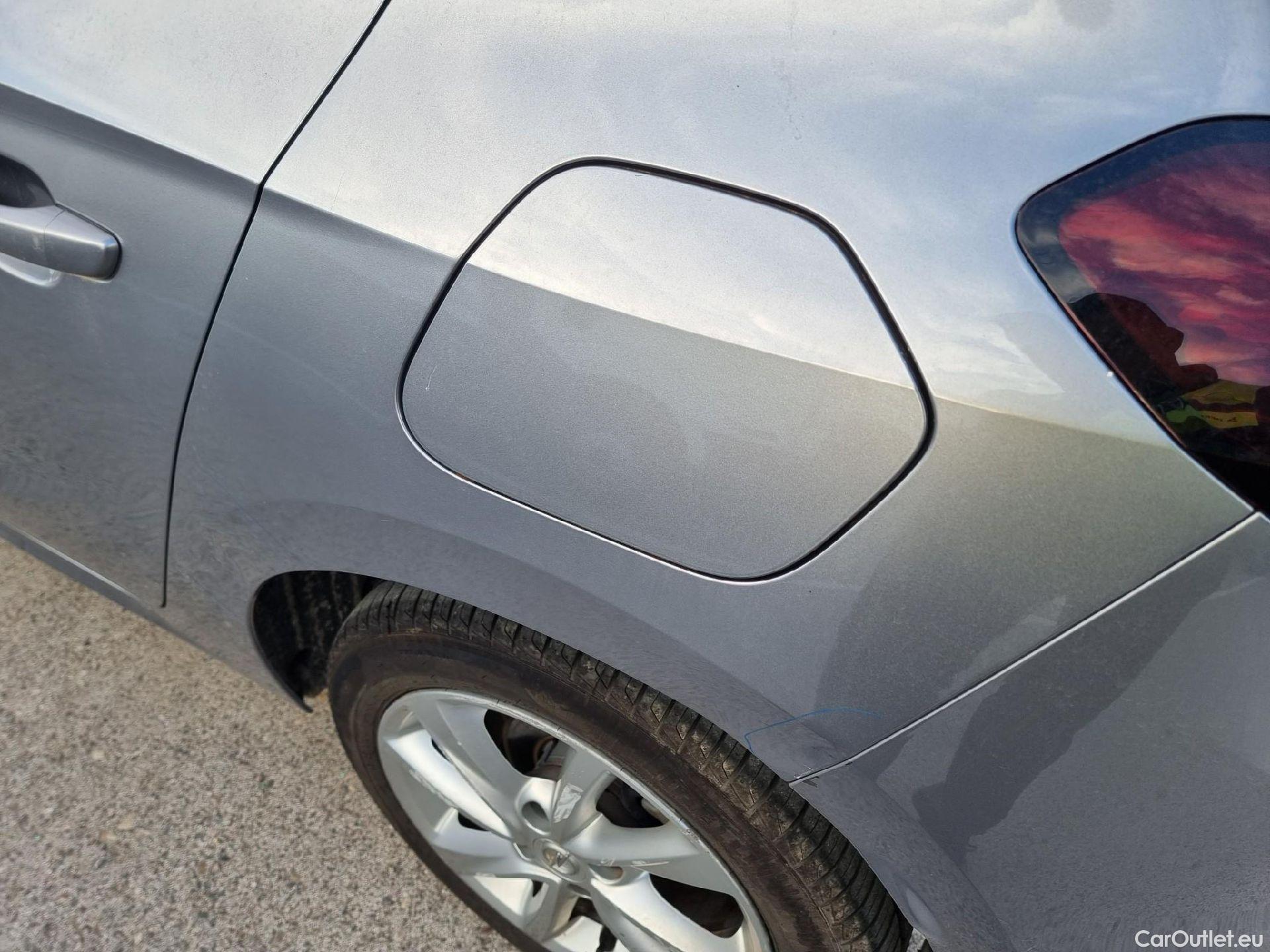  Opel  Corsa OPEL  / 2019 / 5P / berlina con portón 1.5D DT 74kW (100CV) Elegance (AC2) #26