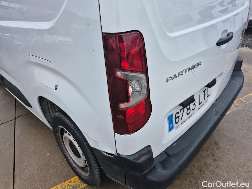  Peugeot  Partner PEUGEOT  / 2018 / 4P / furgón derivado de turismo Premium Standard 600kg BlueHDi 73kW (AC) #7