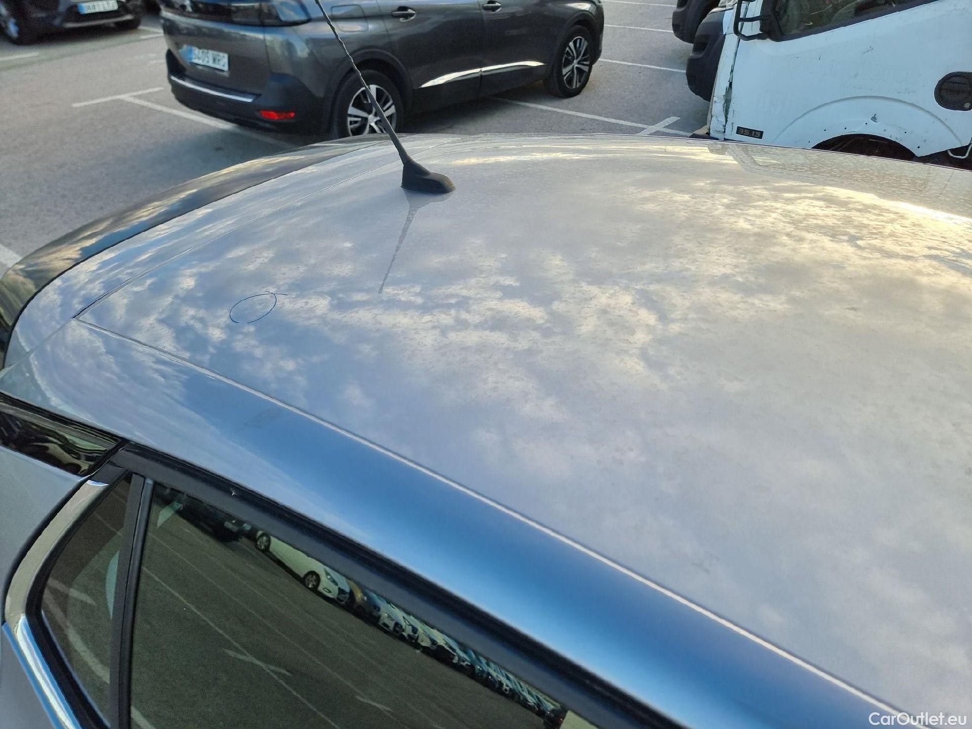  Opel  Corsa OPEL  / 2019 / 5P / berlina con portón 1.5D DT 74kW (100CV) Elegance (AC2) #44