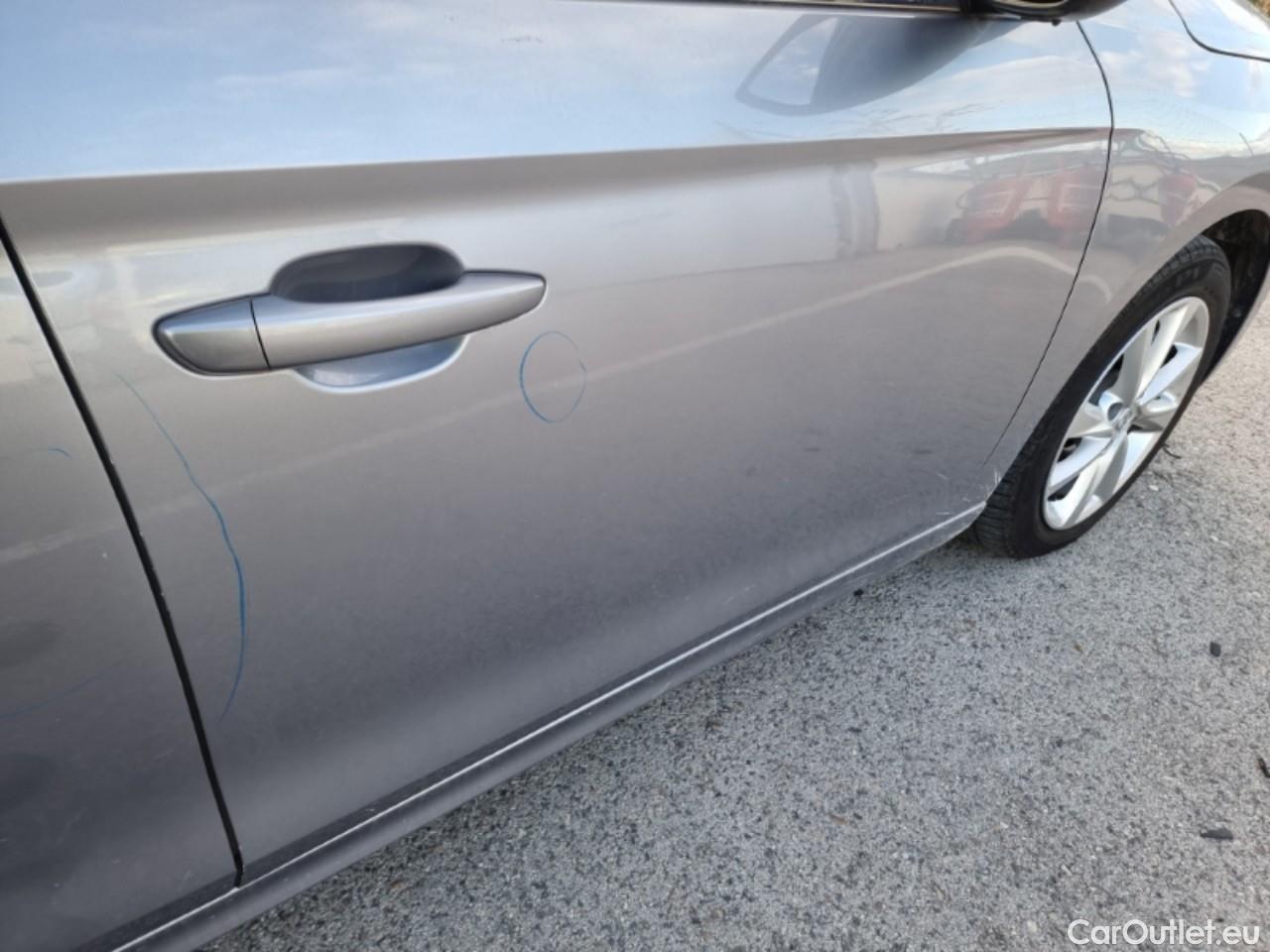  Opel  Corsa OPEL  / 2019 / 5P / berlina con portón 1.5D DT 74kW (100CV) Elegance (AC2) #36