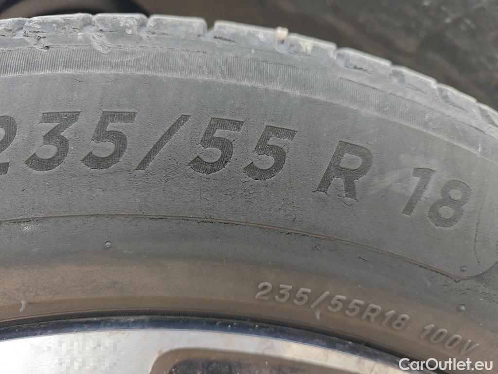  Volvo  XC 40 VOLVO XC40 / 2017 / 5P / todoterreno 1.5 T5 Twin Recharge Inscription Ex Auto #3