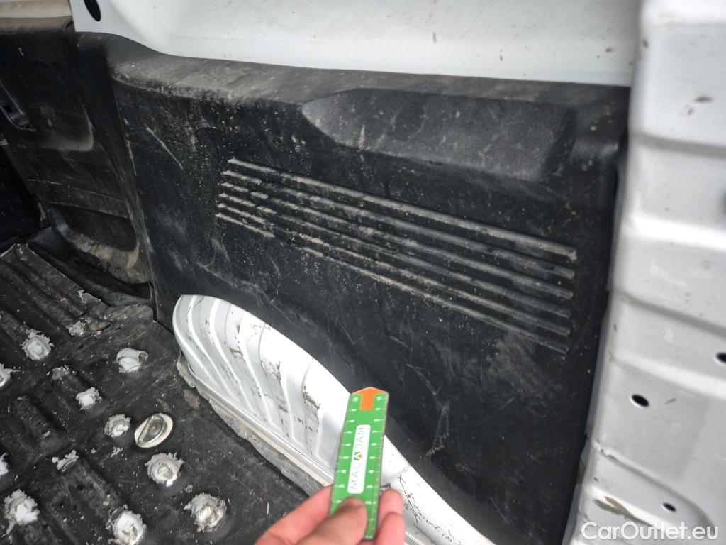  Peugeot  Partner PEUGEOT  / 2018 / 4P / furgón derivado de turismo Premium Standard 600kg BlueHDi 73kW (AC) #25