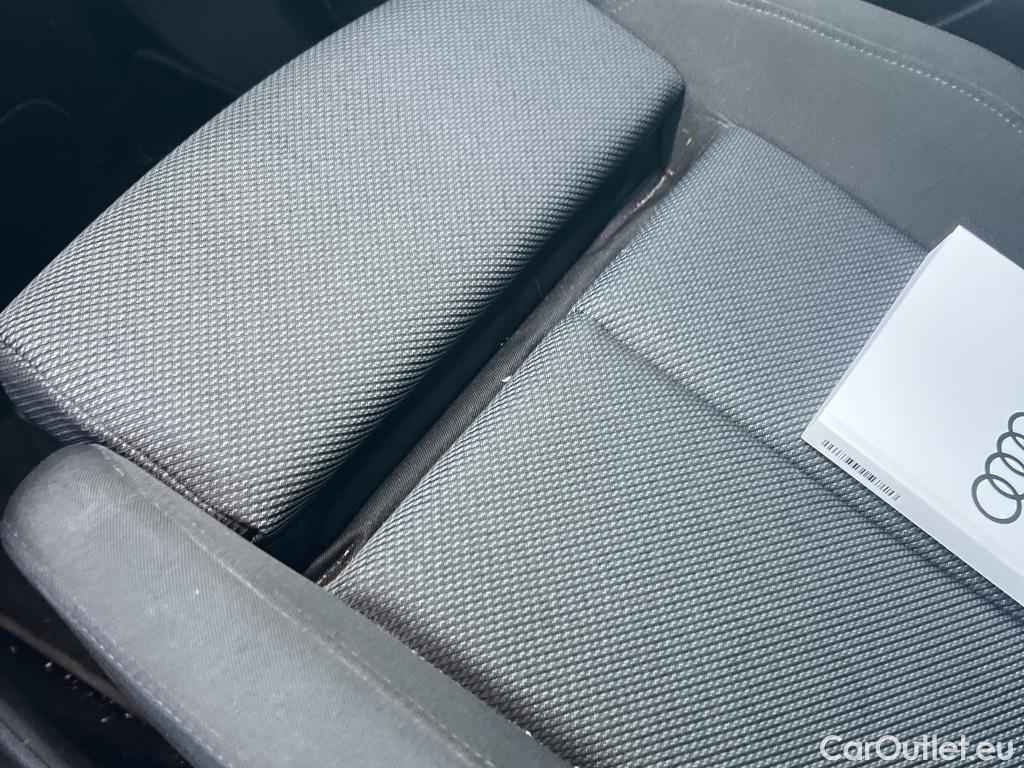  Audi  Q4 E-Tron AUDI  / 2021 / 5P / todoterreno S line 35 e-tron 125kW 55kWh #2