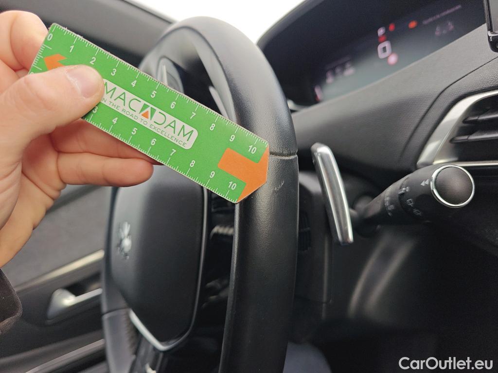  Peugeot  3008 PEUGEOT  / 2020 / 5P / todoterreno 1.5 BlueHDi 96kW S&S Allure Pack EAT8 #19