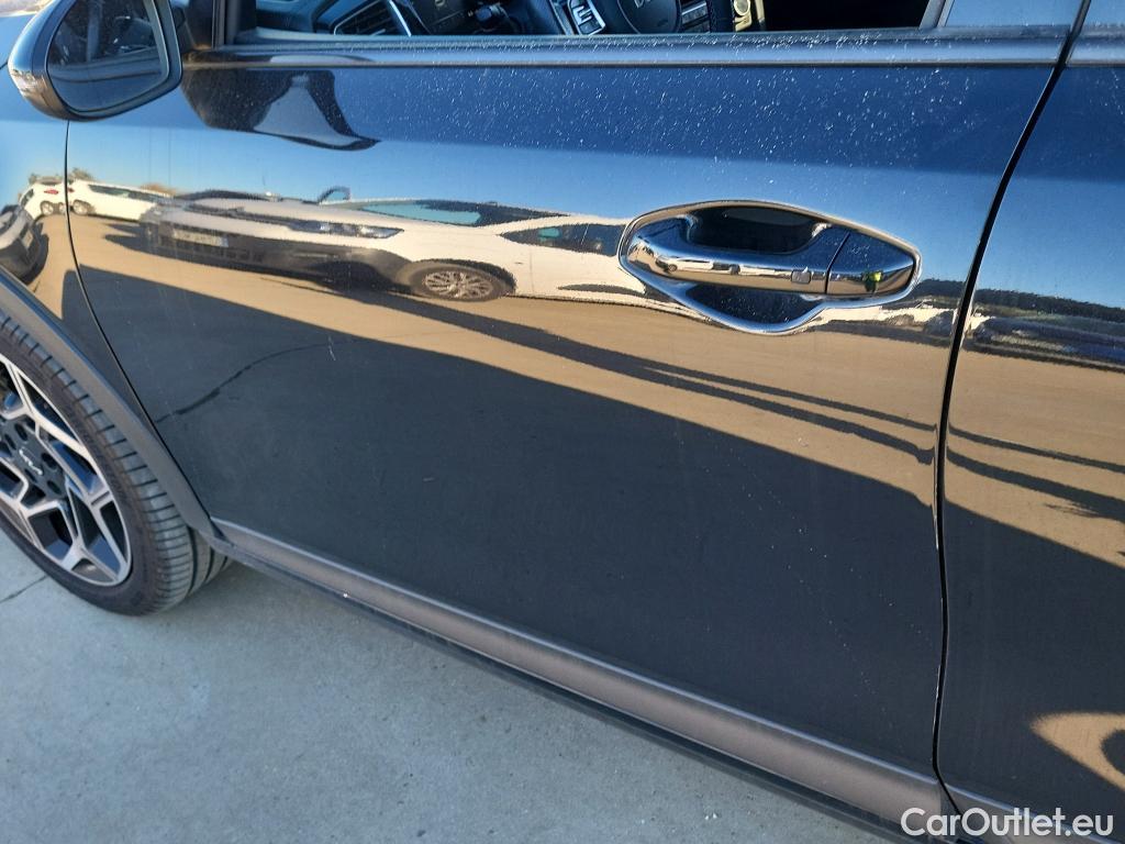  KIA  XCeed KIA  / 2022 / 5P / todoterreno 1.5 MHEV GT-line 118kW (160CV) DCT #5