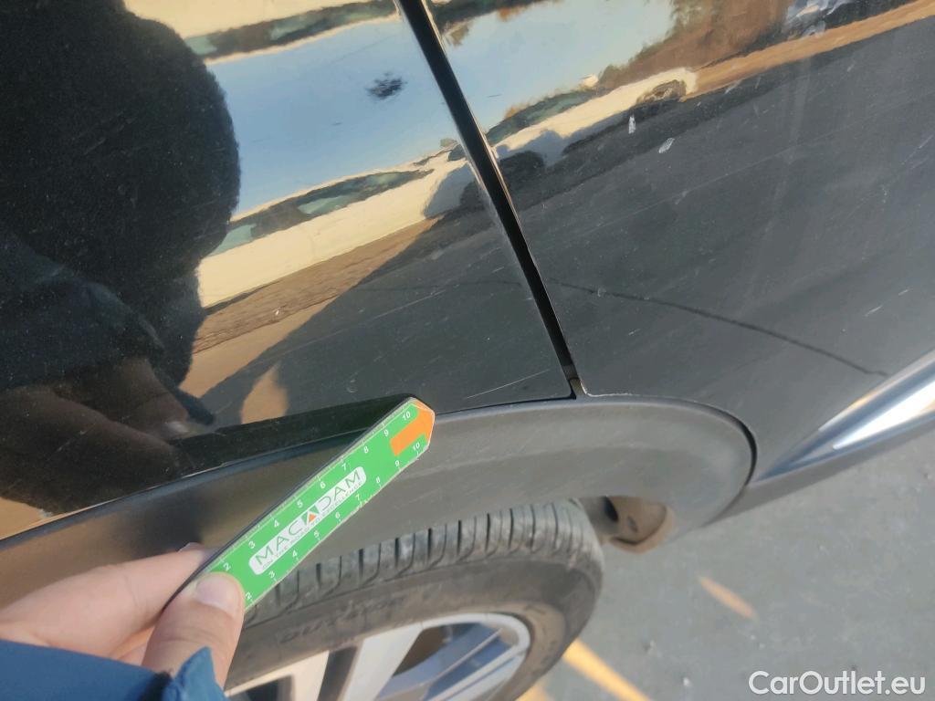  Peugeot  3008 PEUGEOT  / 2020 / 5P / todoterreno 1.5 BlueHDi 96kW S&S Allure Pack EAT8 #24