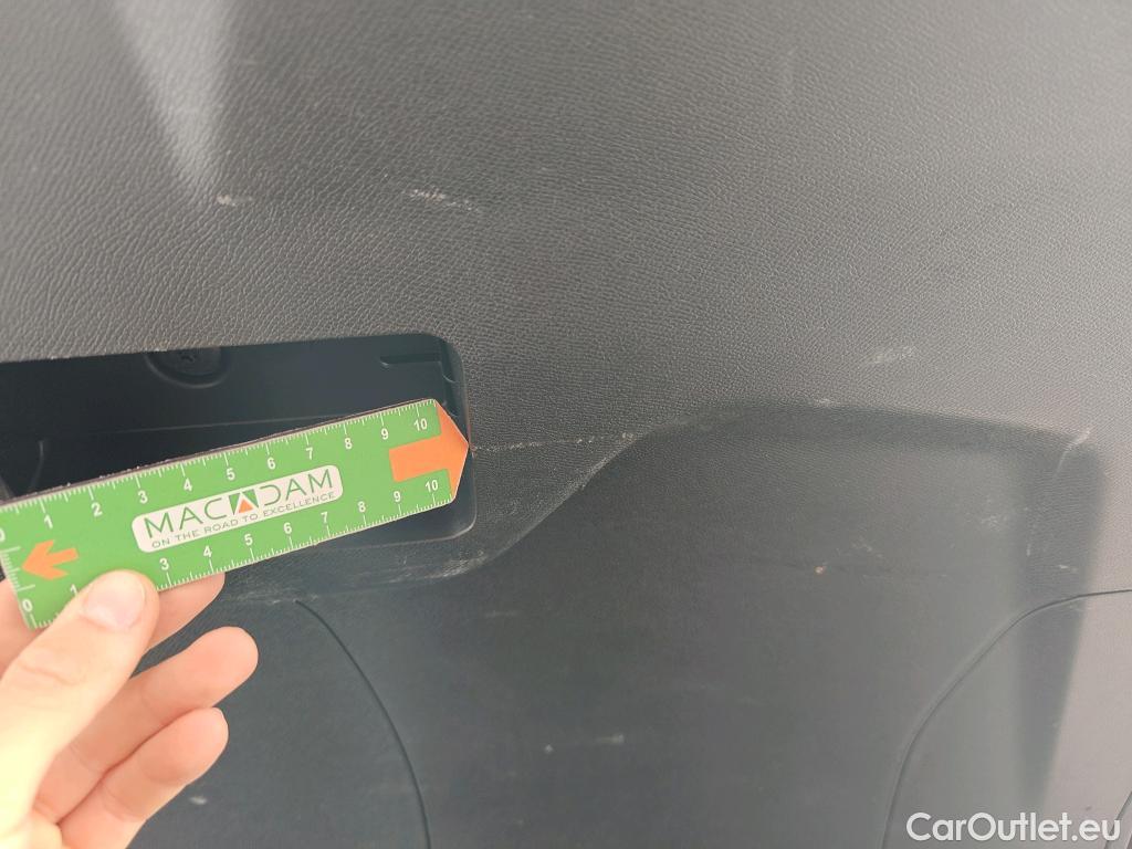  Peugeot  3008 PEUGEOT  / 2020 / 5P / todoterreno 1.5 BlueHDi 96kW S&S Allure Pack EAT8 #13