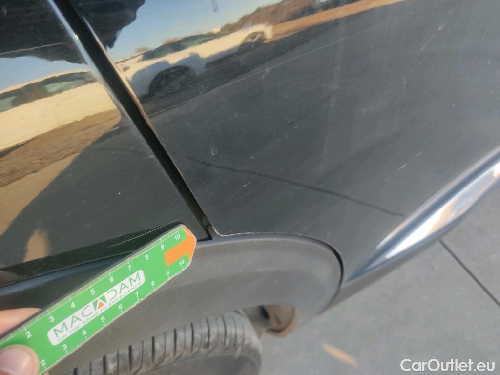  Peugeot  3008 PEUGEOT  / 2020 / 5P / todoterreno 1.5 BlueHDi 96kW S&S Allure Pack EAT8 #22