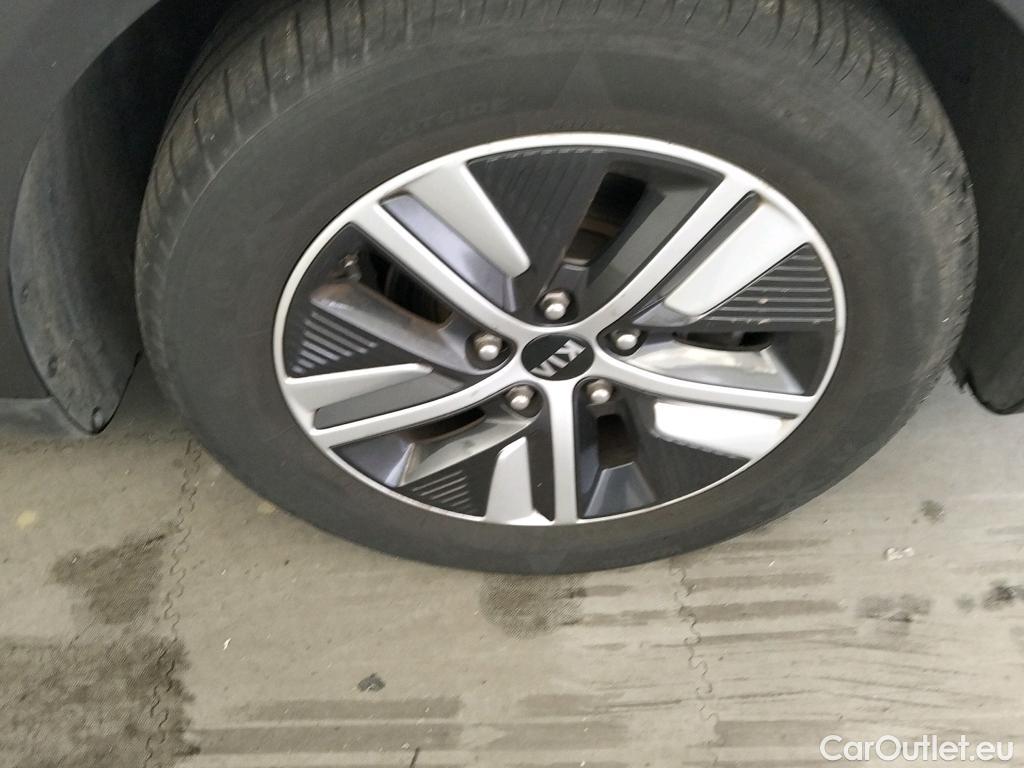  KIA  Niro  Drive 1.6 AT6 E6d #23